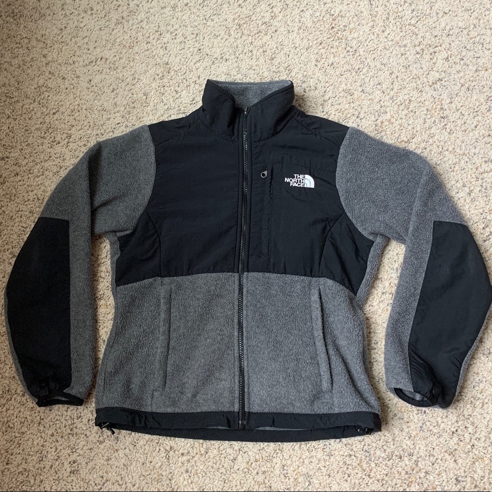 ❌SOLD❌ Grey and black North Face full zip